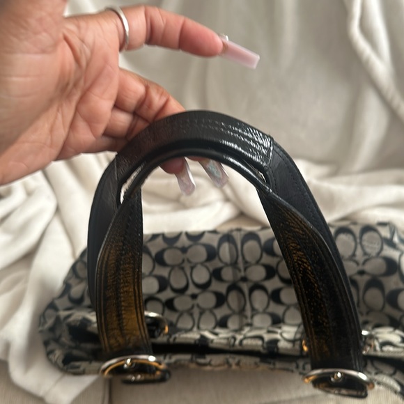 Used Coach bag - Picture 4 of 6
